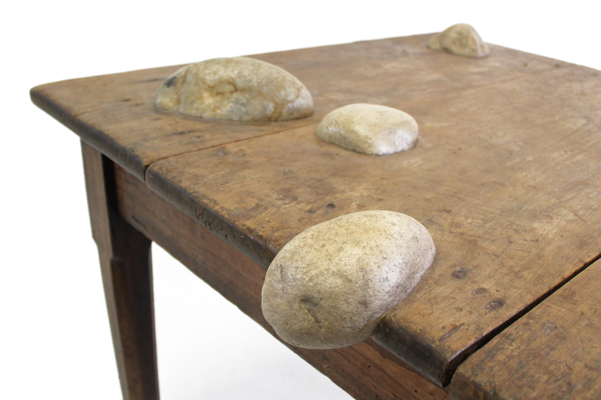 TABLE WITH STONES - Marcantonio design